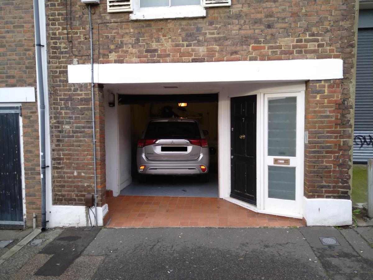 Fantastic 3 Bed Brighton House- Sleeps 6- Superfast Wifi And Garage Apartment Екстериор снимка
