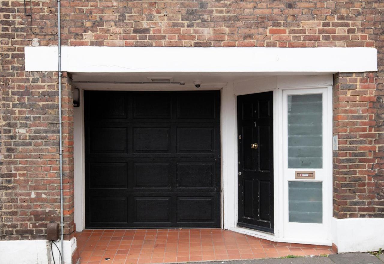 Fantastic 3 Bed Brighton House- Sleeps 6- Superfast Wifi And Garage Apartment Екстериор снимка